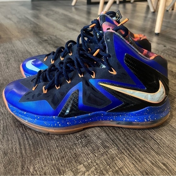 Lebron basketball shoes main image 5